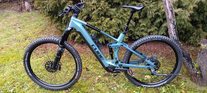 29" Cube Stereo Hybrid 140 HPC ABS 750 - karbon 