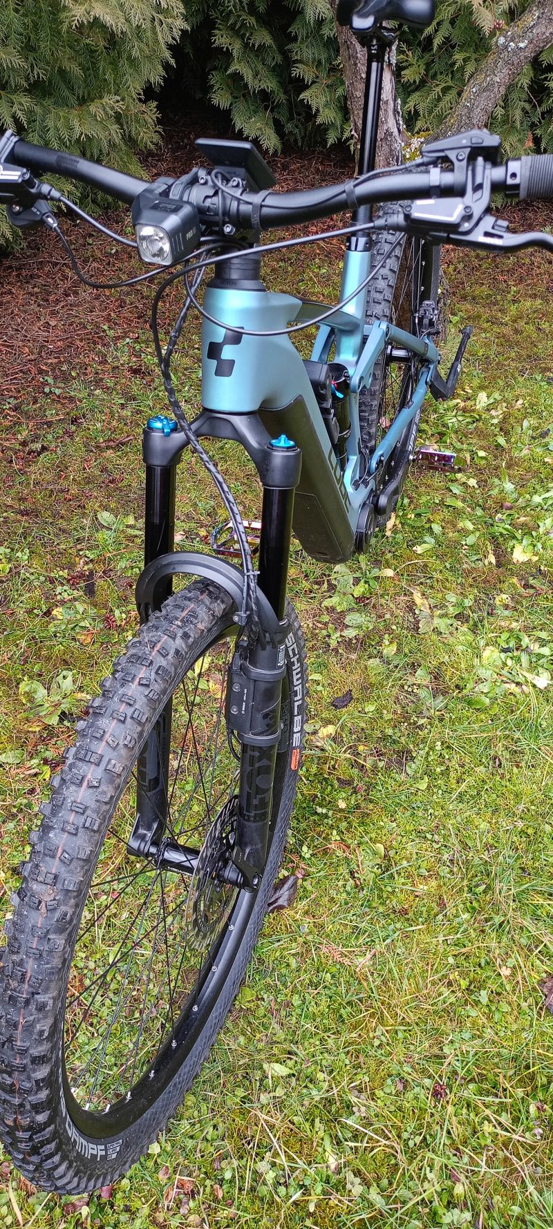 29" Cube Stereo Hybrid 140 HPC ABS 750 - karbon 