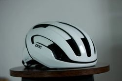 POC Omne Air (velikost M) 
