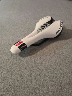 Cyklistické sedlo - Prologo 