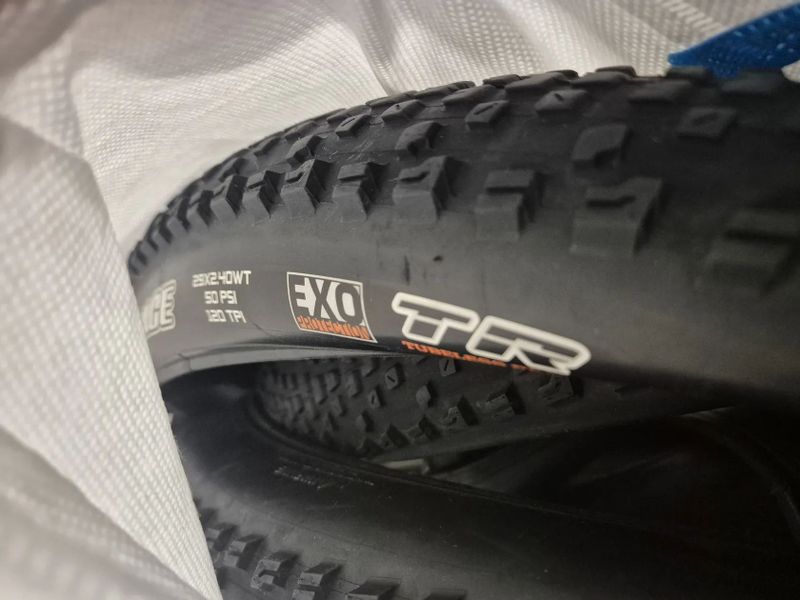 Maxxis reckon race 2.4 29"