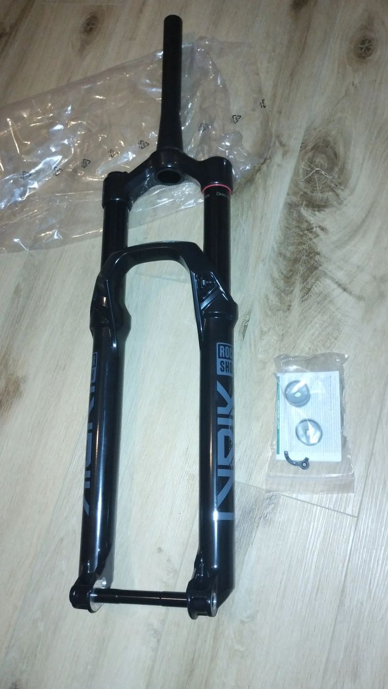 Rockshox Lyrik 29" 160mm Boost 15x110mm Tapered