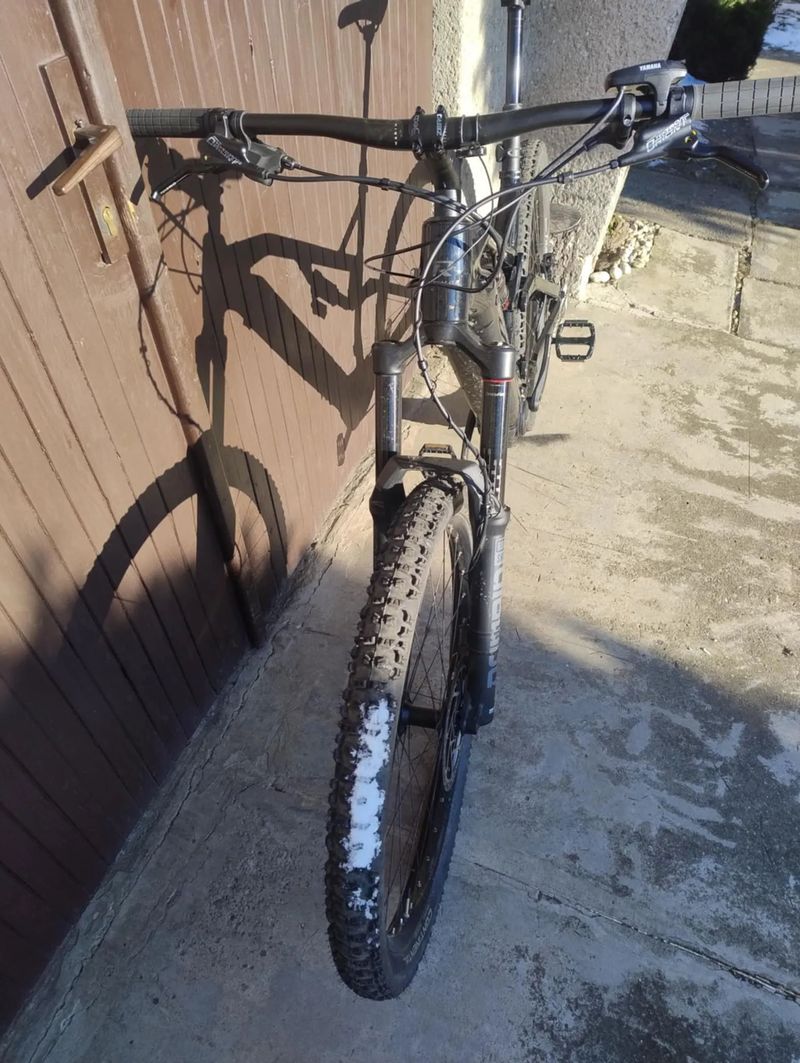 Celoodpružené elektrokolo Raymon TrailRay 160E 9.0 SE