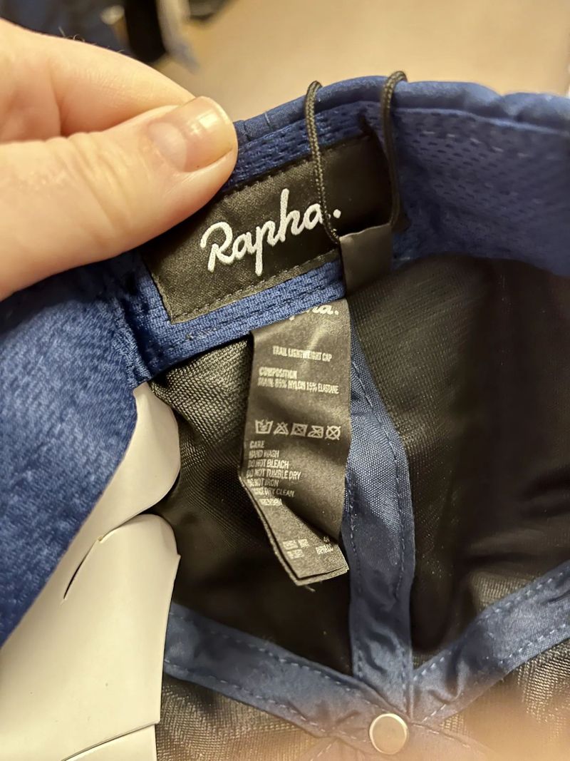 Nová cyklistická čepice Rapha Trail Lightweight Cap - Navy/Orange