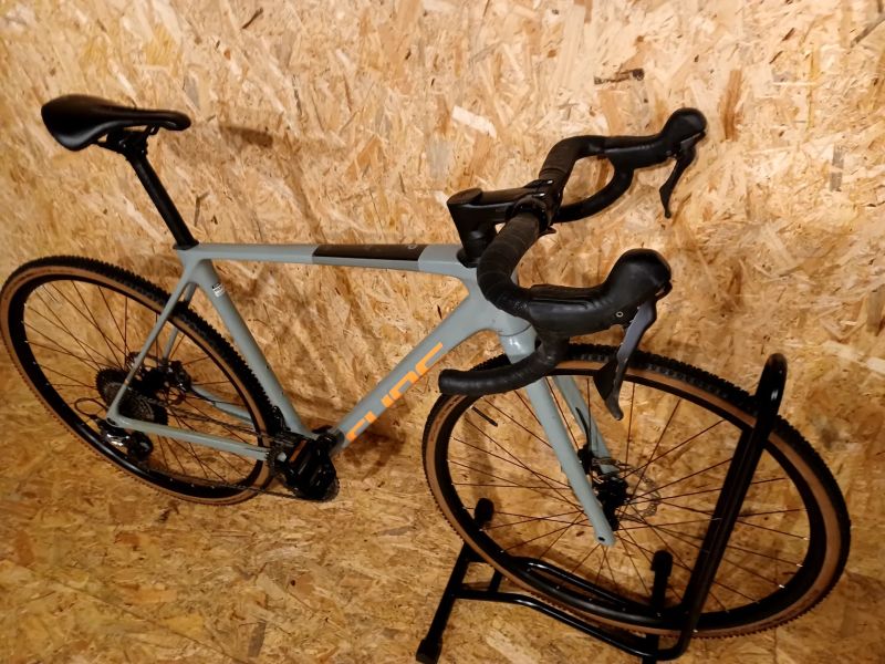 Cube Cross Race C:62 Pro, velikost M