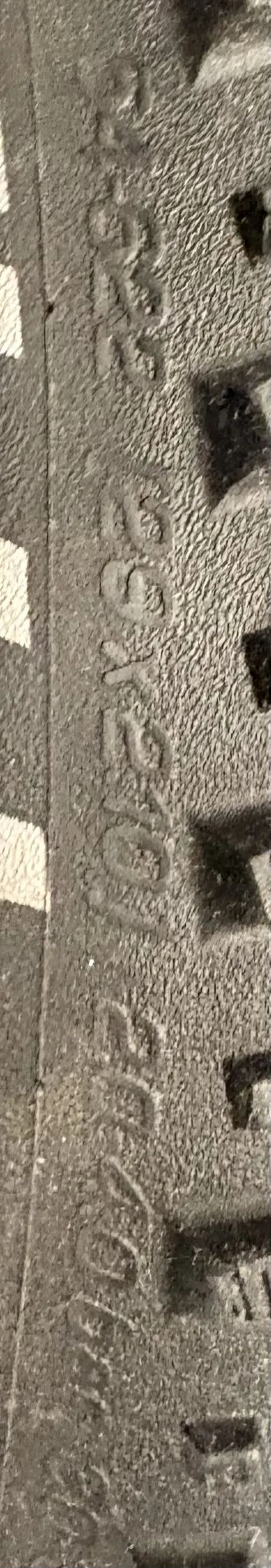 Schwalbe Thunder Burt 29” x 210