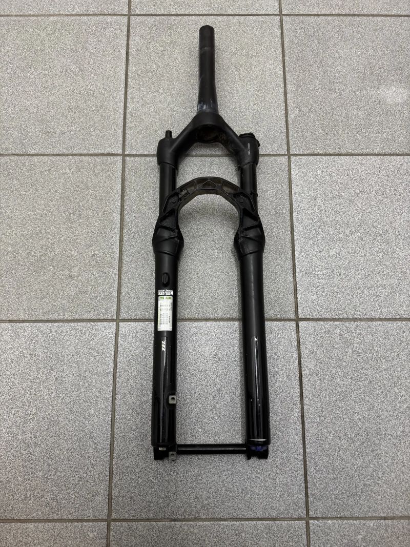 Prodám vzduchovou vidlici Manitou 120 mm – 27,5" / 29"