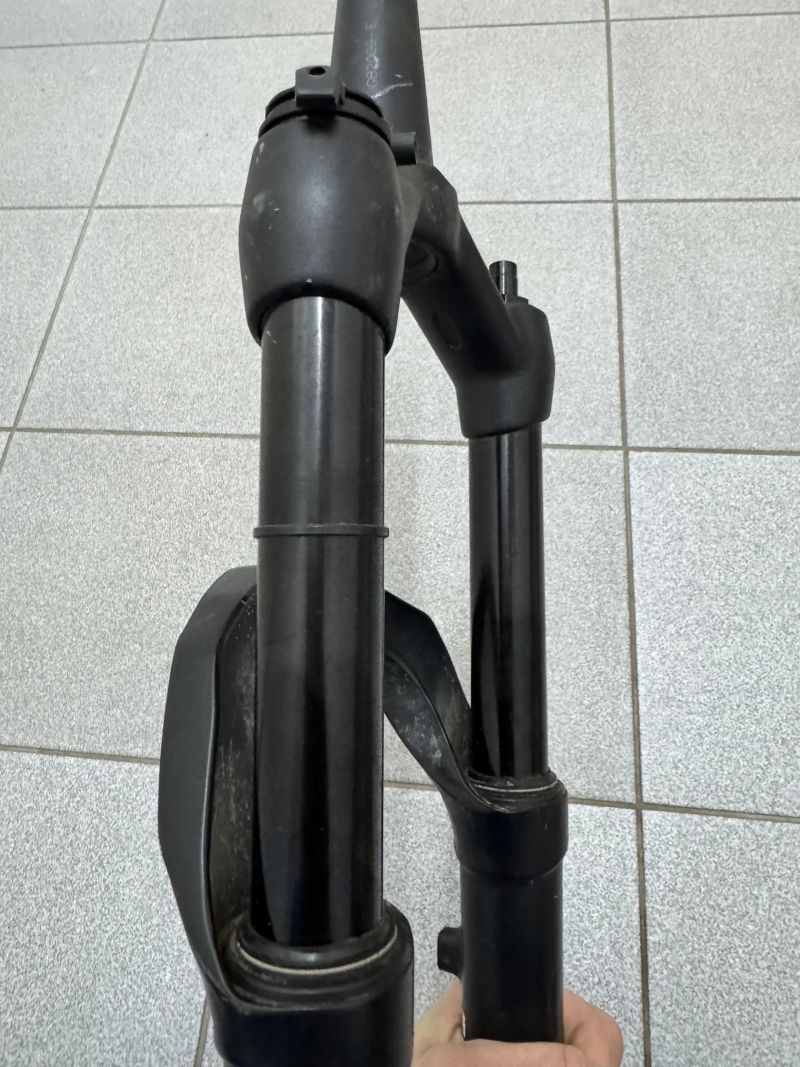 Prodám vzduchovou vidlici Manitou 120 mm – 27,5" / 29"