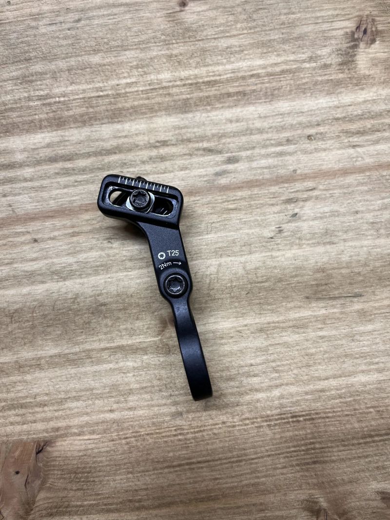 SRAM POD AXS Bridge Clamp objímka elektronického řazení Matchmaker