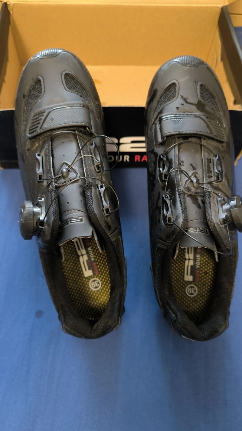 Prodám MTB tretry vel. 39