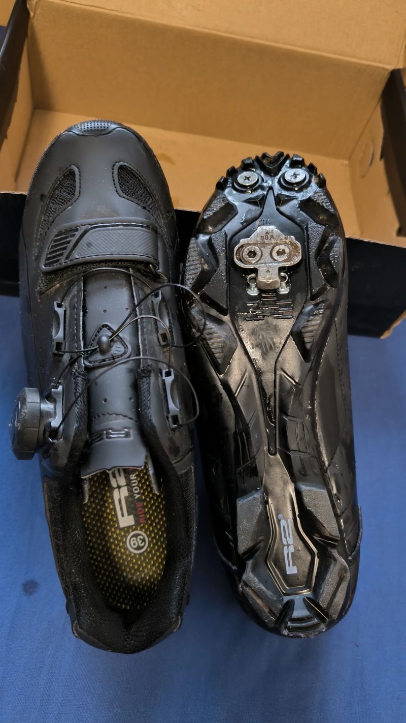 Prodám MTB tretry vel. 39