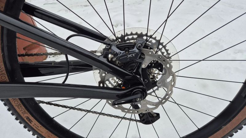 Trek Top Fuel 9.8 XT Di2 Gen 4 vel M/L r.2026, elektronické řazení Shimano