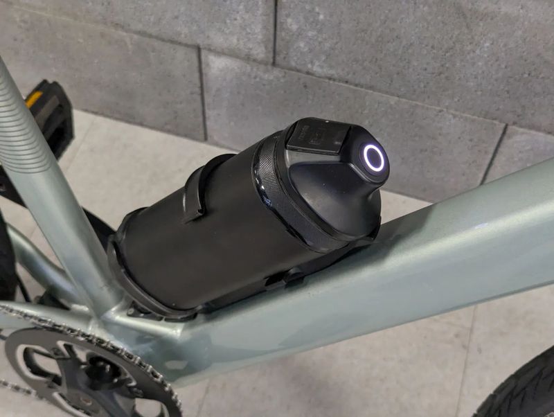 Cannondale Quick NEO SL, elektrokolo ebike 450 Wh, velikost M, Mahle přídavná baterie