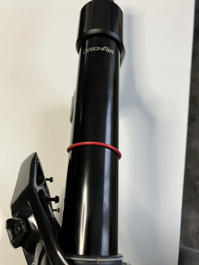 RockShox Lyrik Ultimate Charger 3.1, 27,5, DebonAir, Butter Cups, Tapered Boost