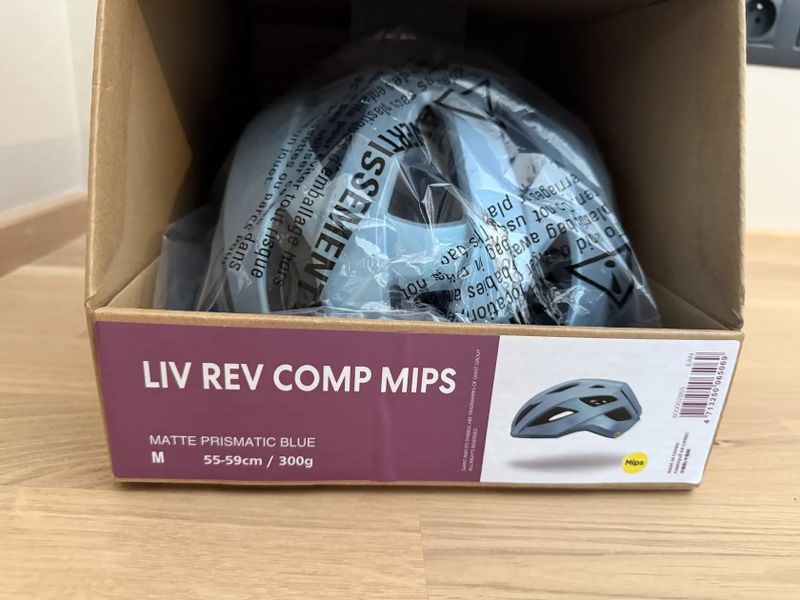 Dámská helma LIV rev comp mips