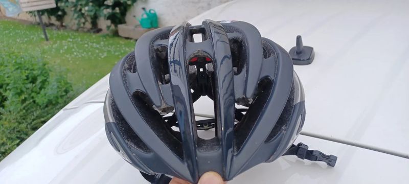 Prodám přilbu Giro Aeon