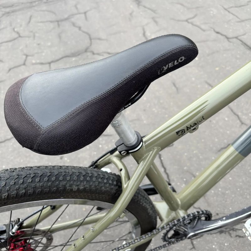 Dirt Ravo Arsenal 2007