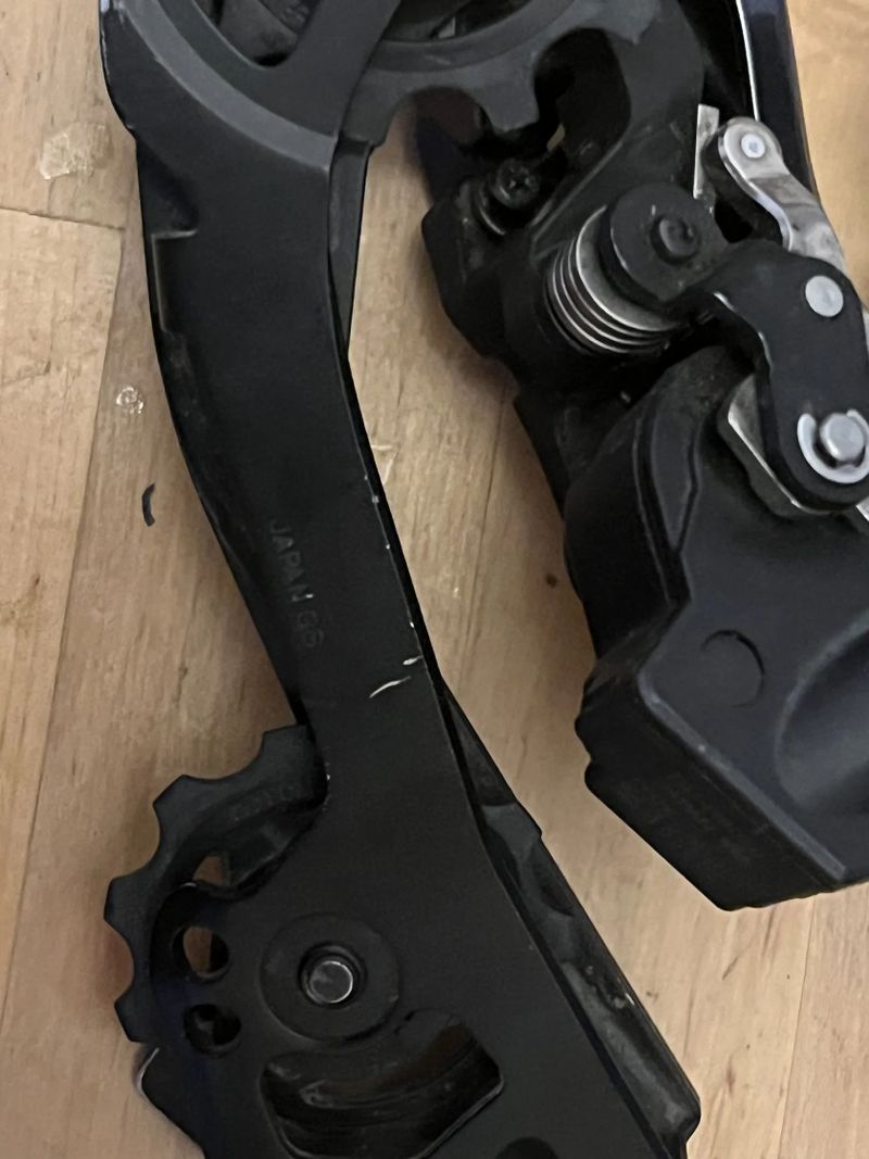 Elektronická sada Shimano Ultegra Di2 8050 pro celistove brzdy