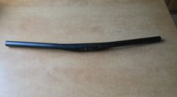 Scott Metrix-10 řidítka Syncros Flat-Bar FL2.0 620