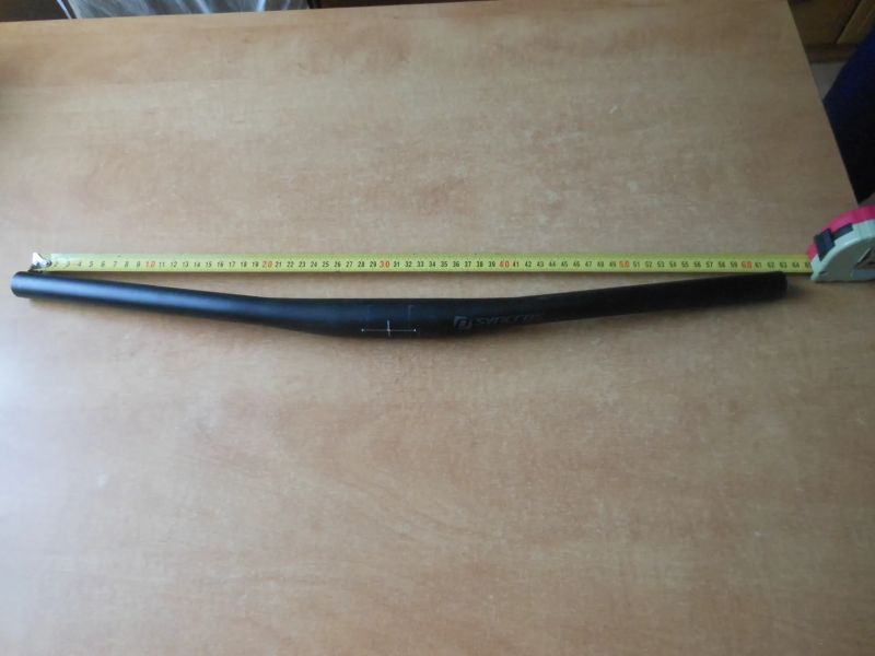 Scott Metrix-10 řidítka Syncros Flat-Bar FL2.0 620