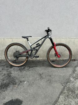 Commencal Clash