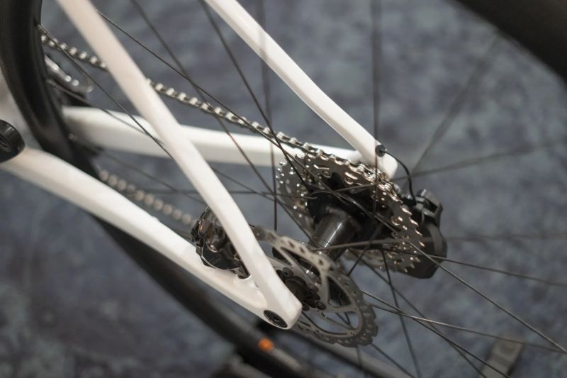 Colnago V3 Shimano 105 Di2 2x12