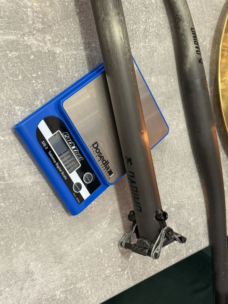 Darimo řidítka 740mm 107g a sedlovka 31,6 100g