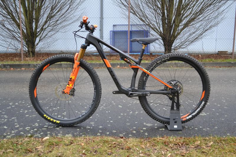 Cube AMS 100 C:68 TM (S) grey´n´orange