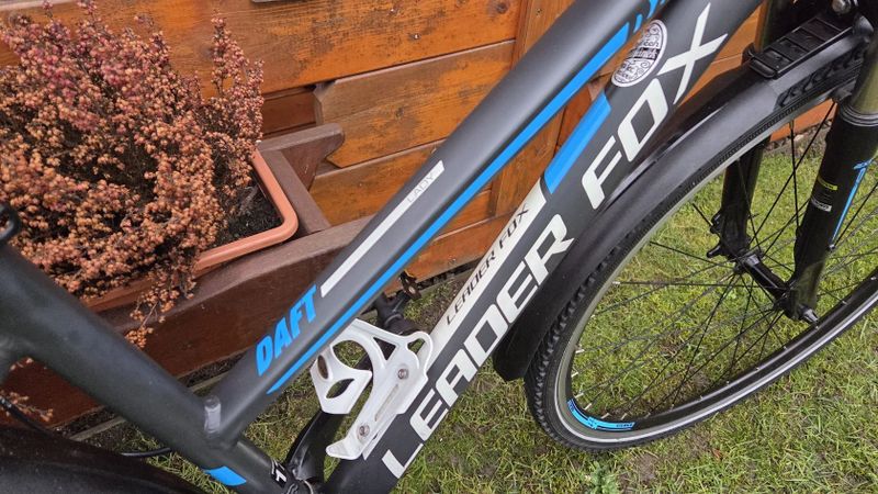 Dámské trekové kolo Leader Fox DAFT vel. 17" postava 157-177cm jako NOVÉ