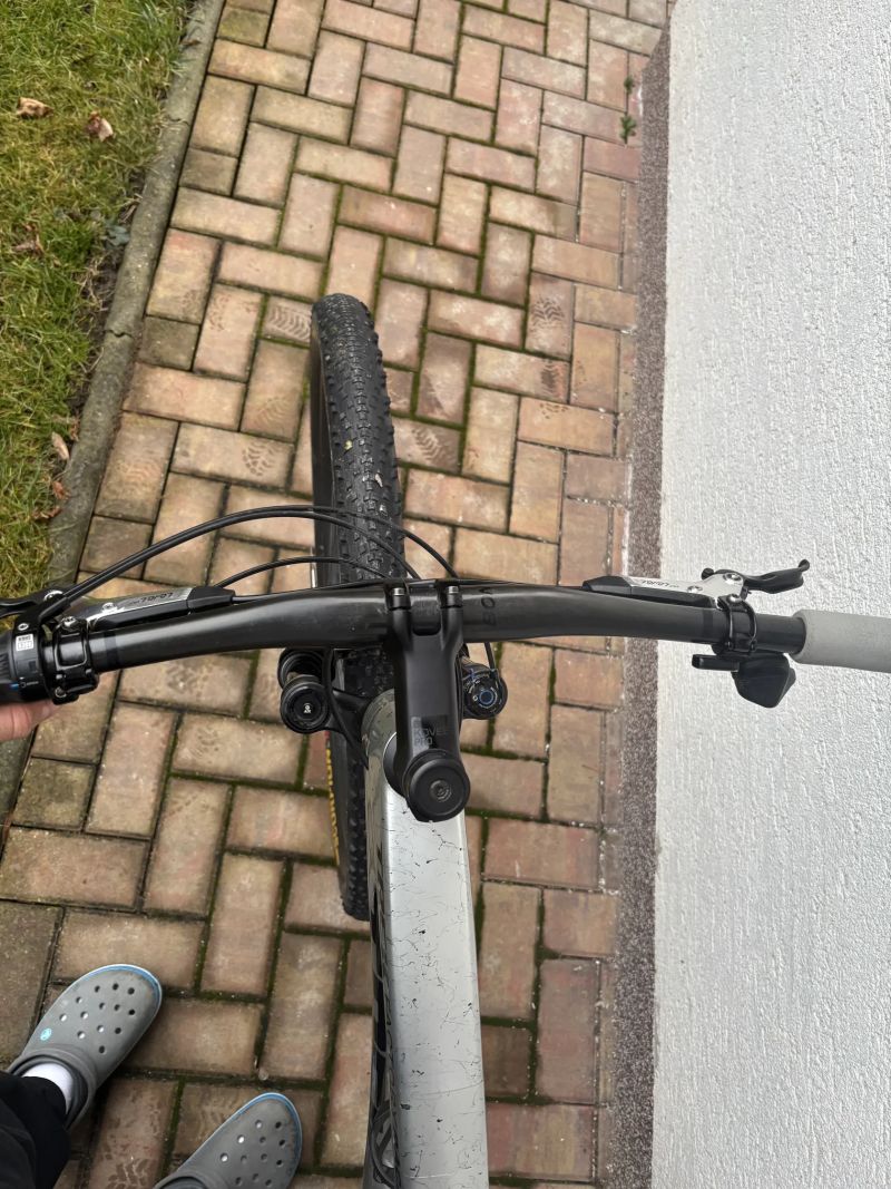 Trek Supercaliber 9.9 2024 vel.M + nové kliky s watmetrem