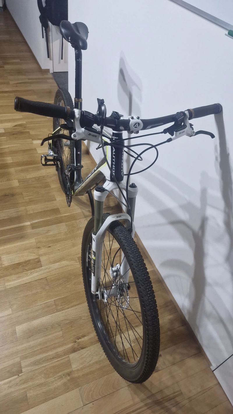 Author Modus 26 rozměr 19 