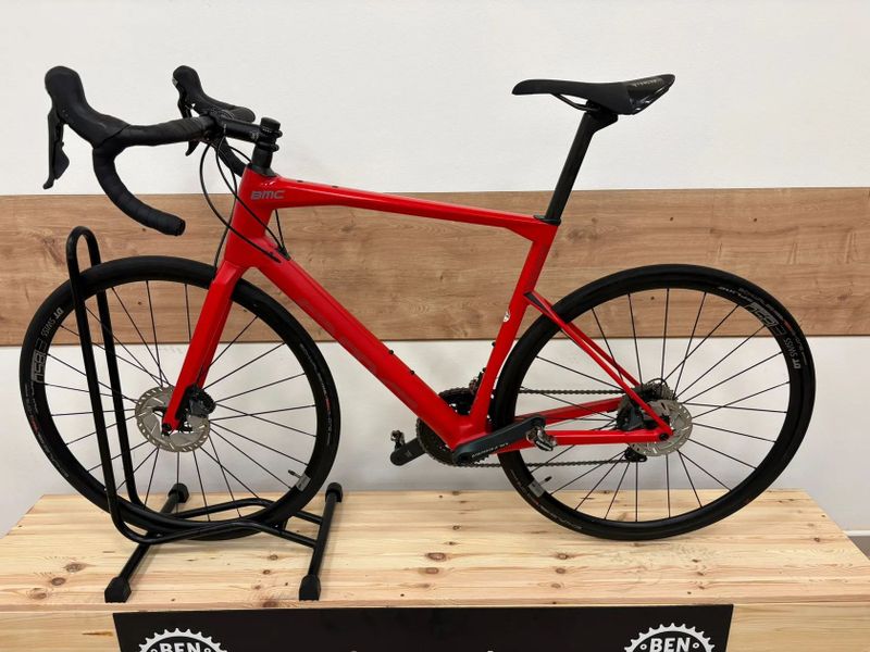 BMC Roadmachine 02 two Ultegra disc