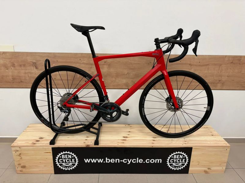 BMC Roadmachine 02 two Ultegra disc