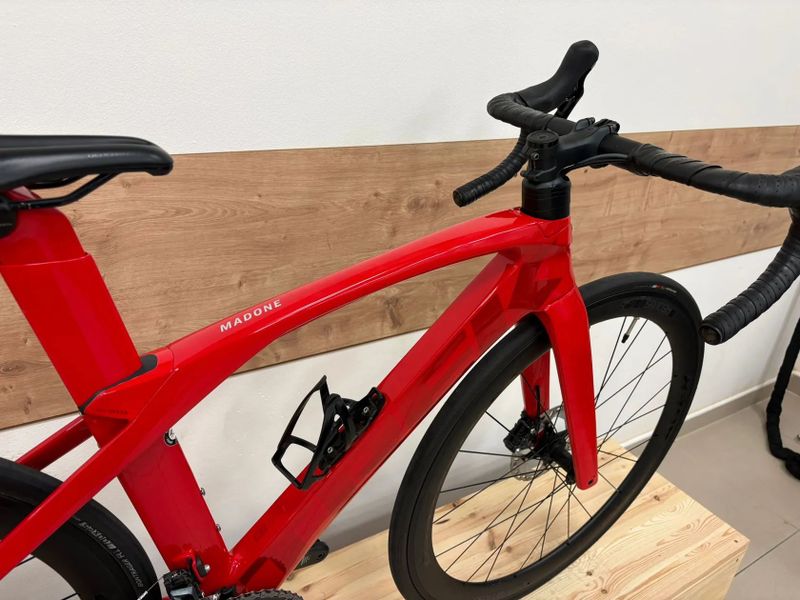 Trek Madone sl6 disc