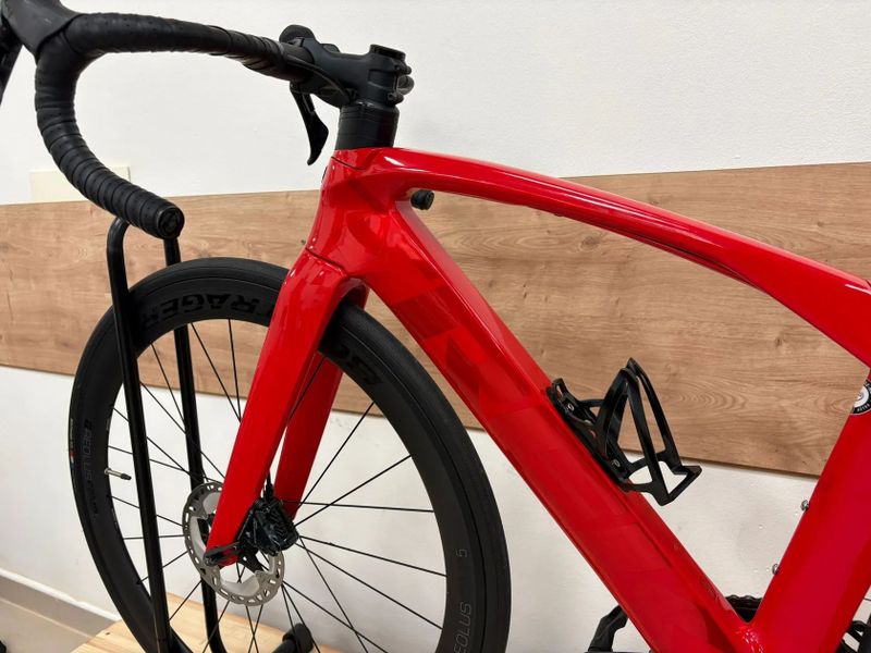 Trek Madone sl6 disc