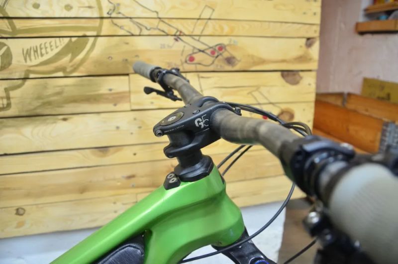 Canyon Spectral CF 7, vel. M. 