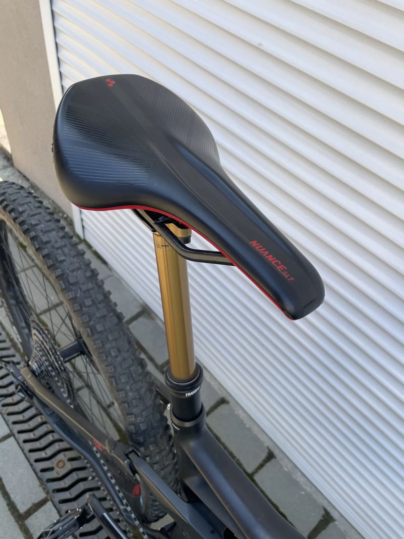 Cube Stereo 120 HPC SLT, velikost M (18”) kola 29”