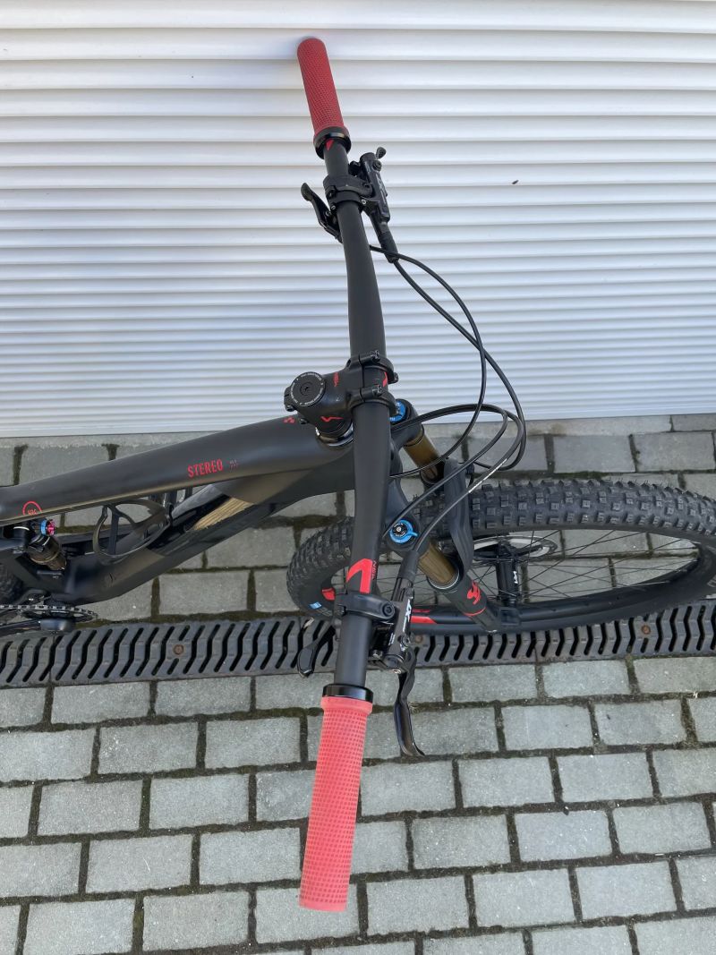 Cube Stereo 120 HPC SLT, velikost M (18”) kola 29”