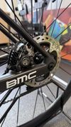 BMC BMC Teammachine SLR01 – Dura-Ace Di2 12s, top kola DT Swiss ARC 1100, 50mm karbon, Wattmetr