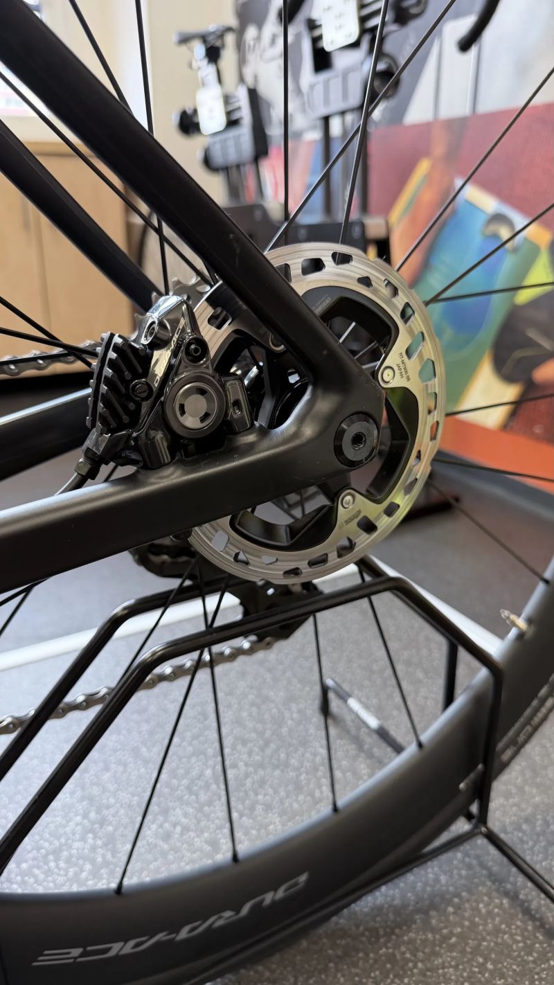 Colnago COLNAGO V4Rs – Dura-Ace Di2 12s, top kola C50 karbon, Wattmetr Shimano dual