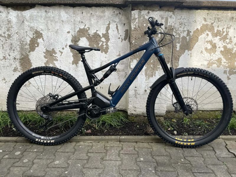 Rocky Mountain Powerplay A70, Fox Float 38, 108Nm, 1000W, XL (183 cm a vyšší)