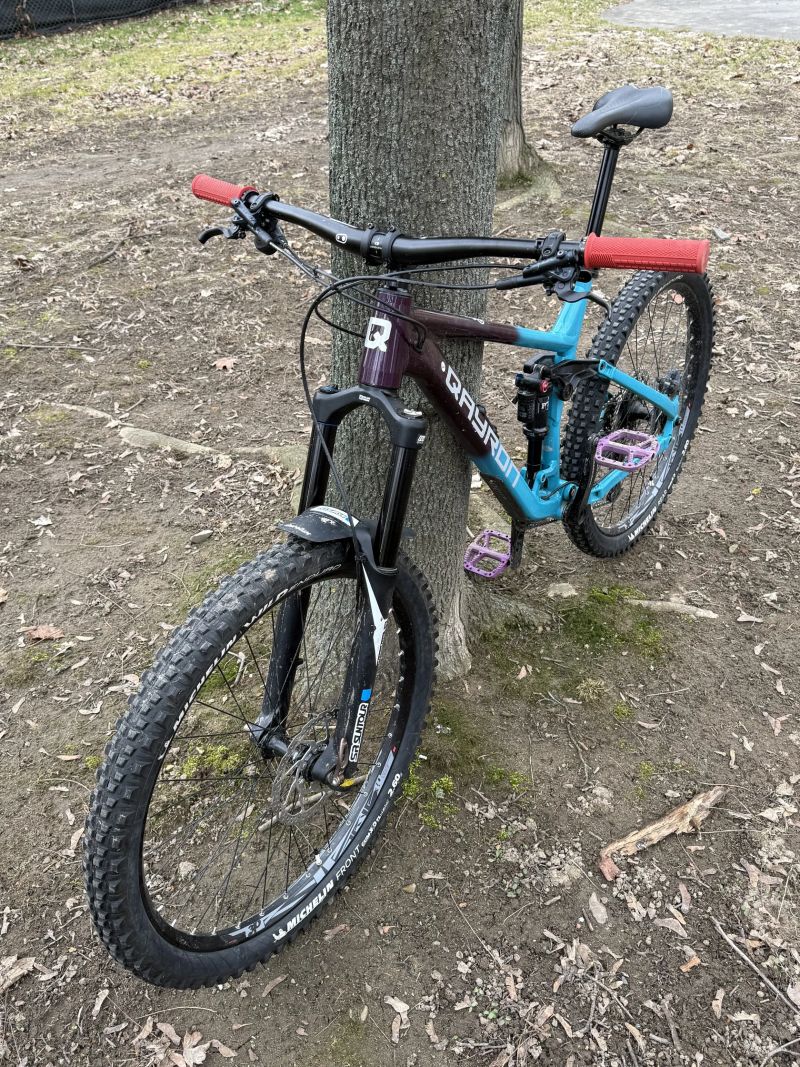 Prodám Qayron Carma MKII