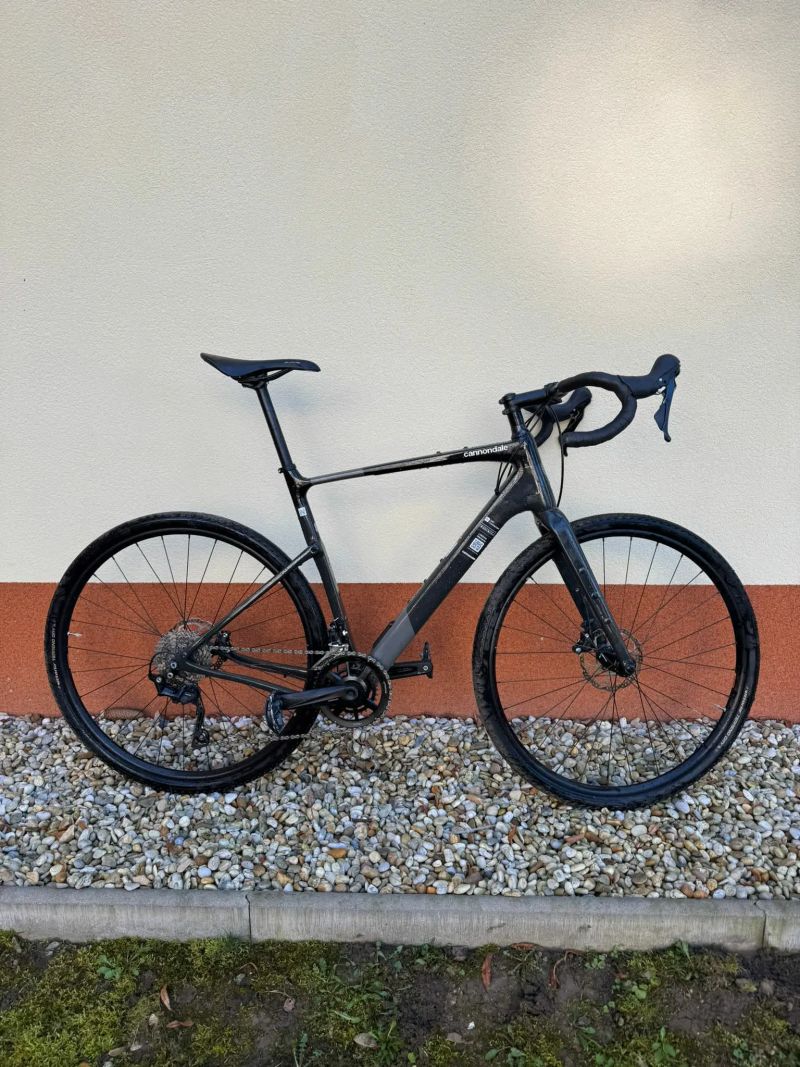 Gravel Cannondale Topstone Carbon velkost L