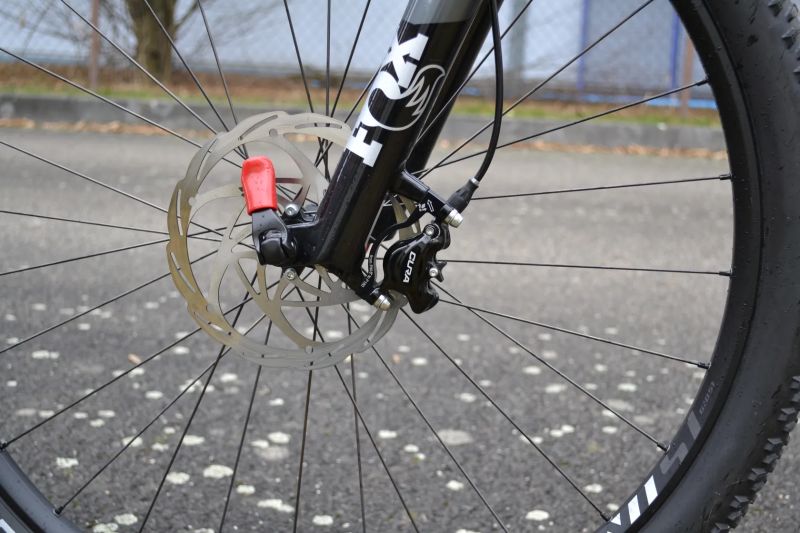 Ghost Lector FS Essential (M) Stav nového