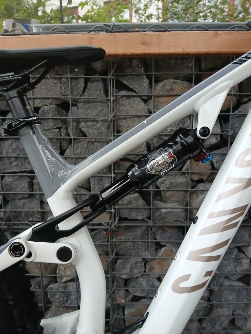 Canyon Neuron Young Hero 2022 - XS (27,5", 1x12)