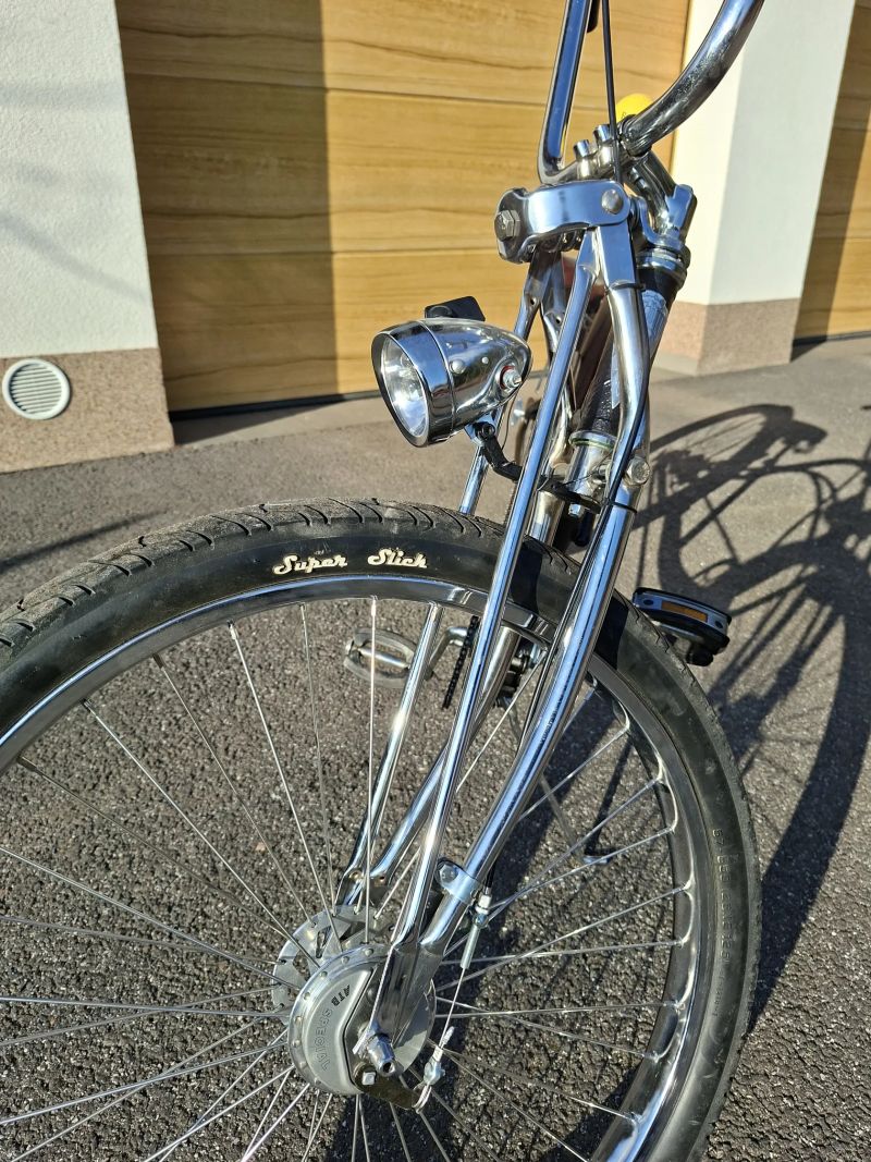 Kustom Kruiser Roadster