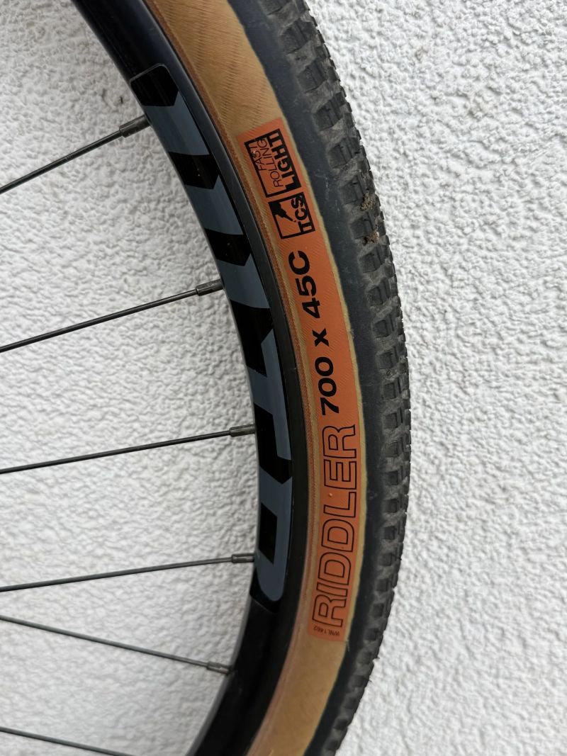 Rock Machine Gravel Ride CRB 700