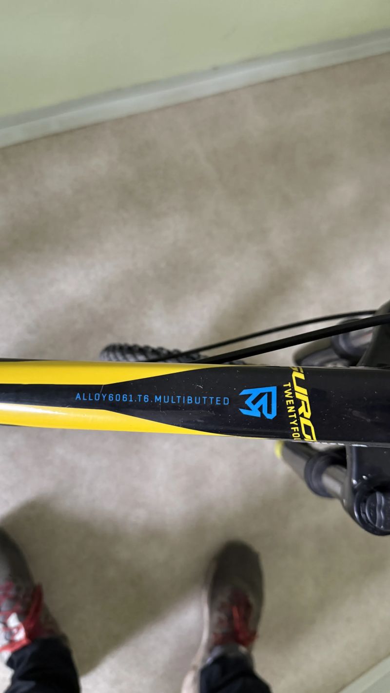 Rock Machine Surge 24