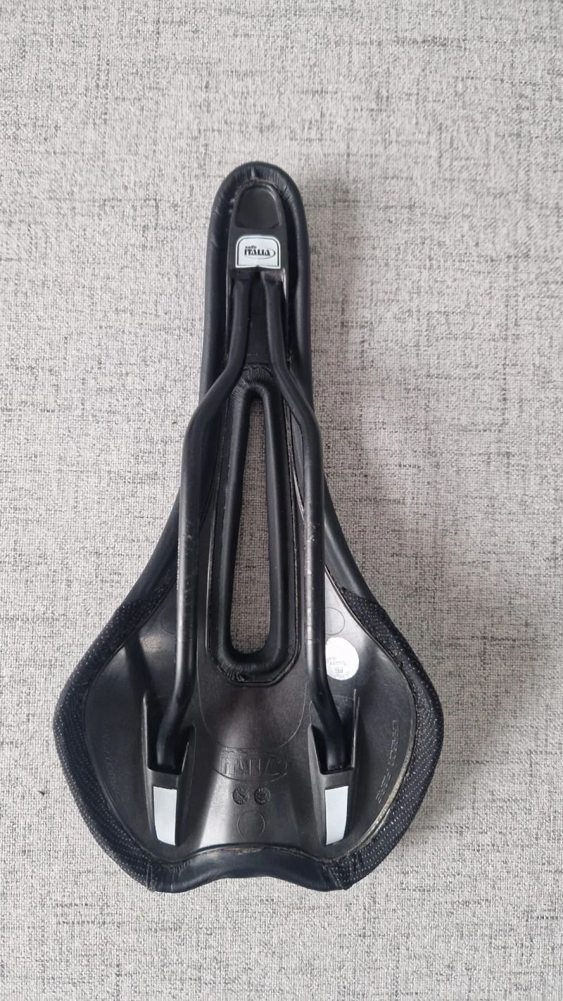 Selle Italia 143mm, 196g