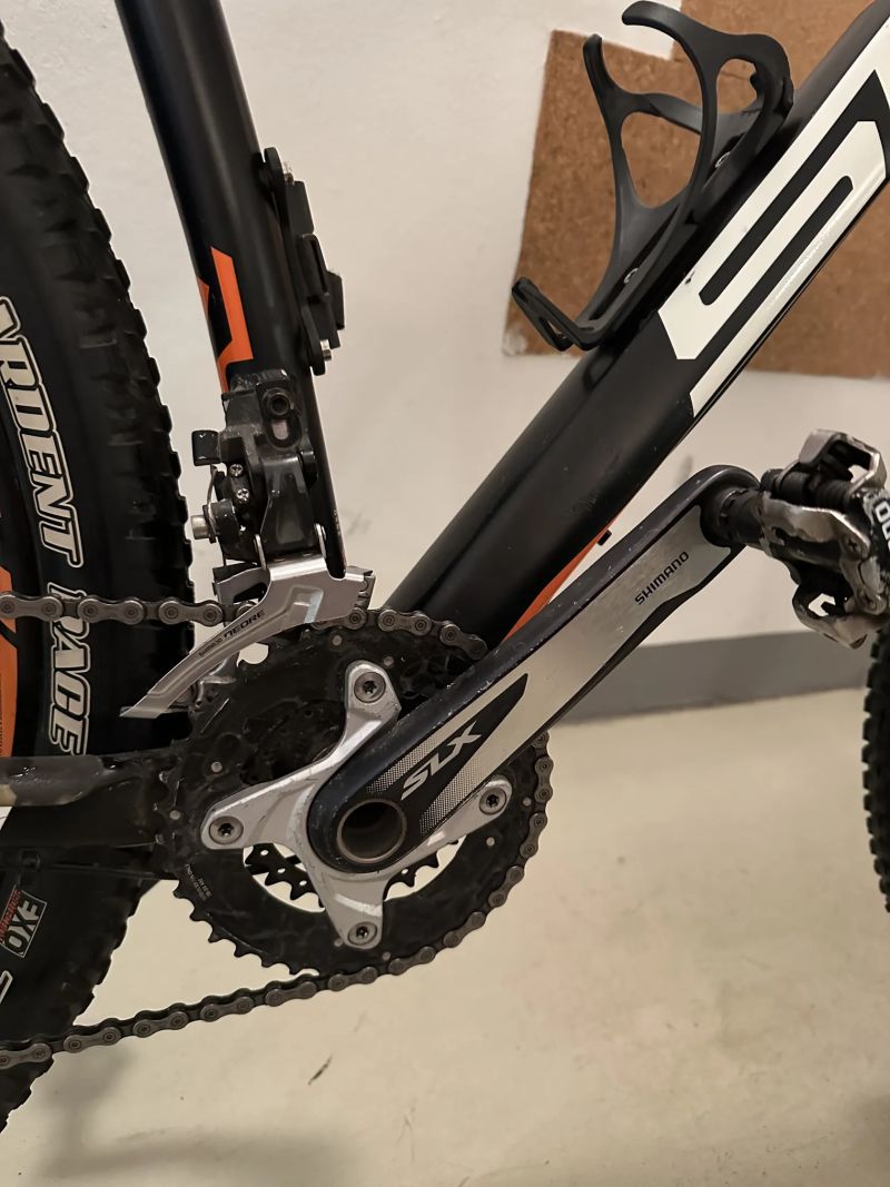 Superior XP919 (29”), výbava SLX/XL